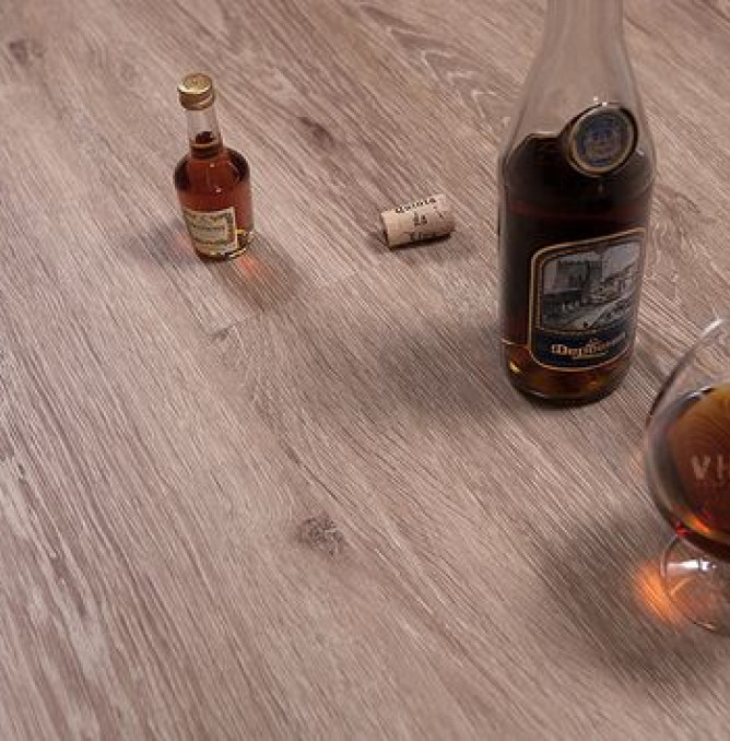 фото - Кварц-винил Vinilam Cork 04018 Дуб Брюссель