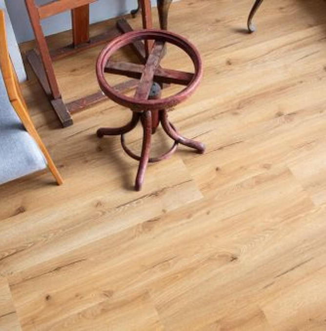 фото - Кварц-винил VINILAM Cork Premium 33100 Дуб Мадрид